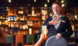 &iquest;Tiene la propina los d&iacute;as contados en Estados Unidos?