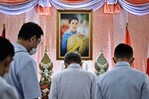 Tailandia reza por su princesa ingresada mientras Casa Real mantiene silencio