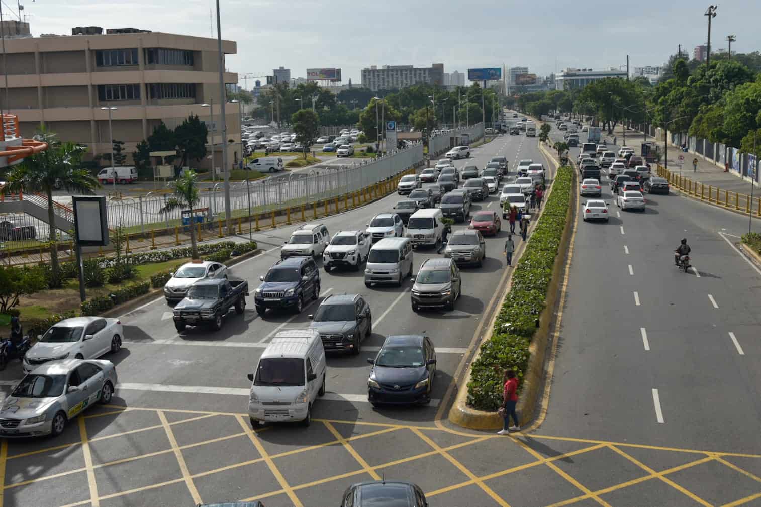 La avenida Máximo Gómez con 27 de Febrero.<br>