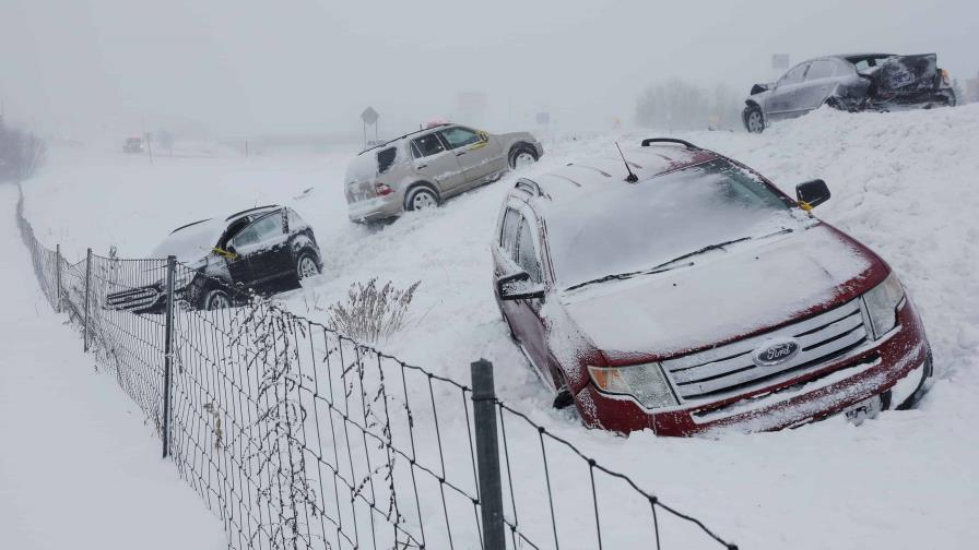 Unos 1,800 vuelos cancelados por el temporal en EEUU a horas de la Nochebuena