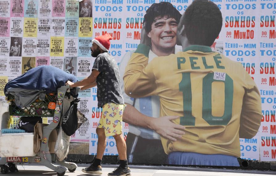 VIDEO | Familiares de Pelé se reúnen en hospital de Sao Paulo