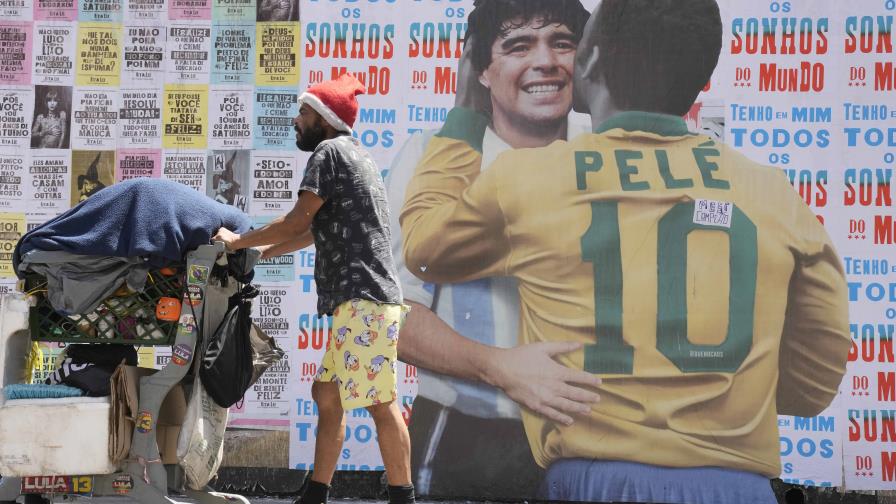 VIDEO | Familiares de Pelé se reúnen en hospital de Sao Paulo