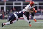 Bengals roban balón en zona roja al final; vencen a Pats
