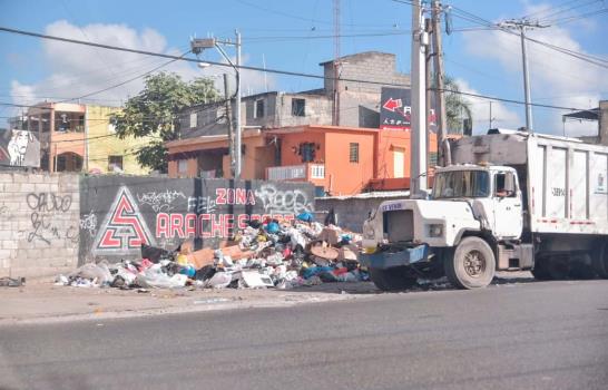 Así amanecieron los barrios del Gran Santo Domingo hoy, Día de Navidad