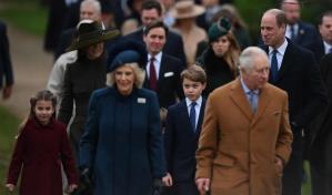 Carlos III y la familia real británica asisten a misa en Sandringham
