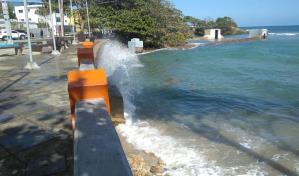 Huracán Lee aumentará oleaje y viento en República Dominicana