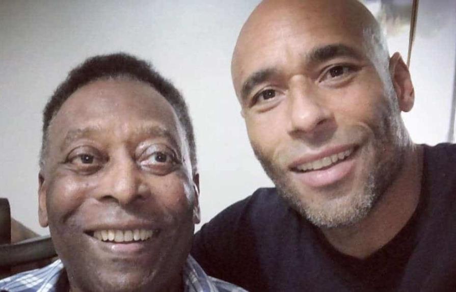 Hijo de Pelé aplaza regreso al Londrina para seguir acompañándolo en hospital
