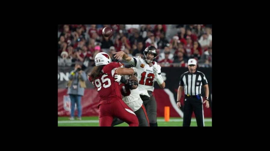 Brady y Buccaneers derrotan a Cardinals en tiempo extra