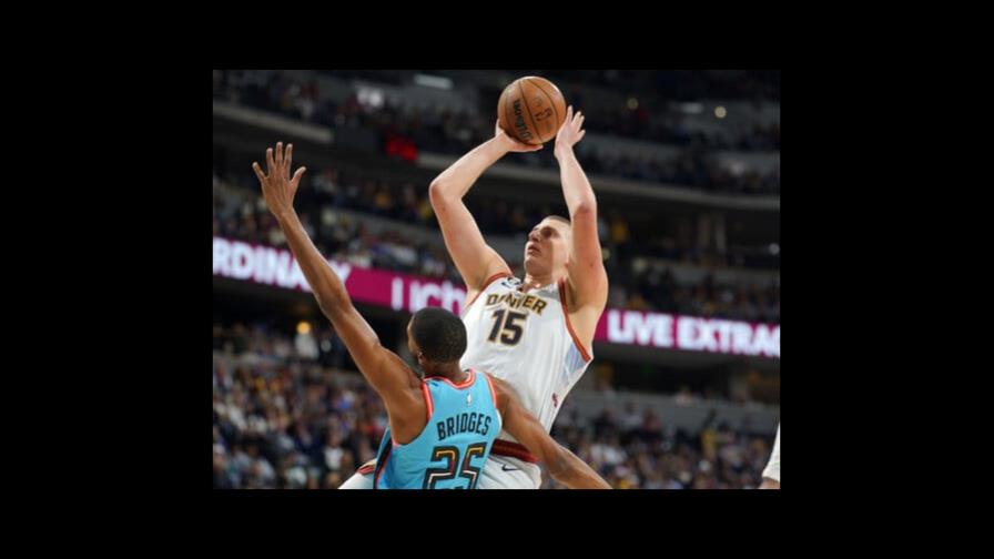 Nuggets remontan para superar a Suns en la prórroga Nuggets remontan para superar a Suns en la prórroga