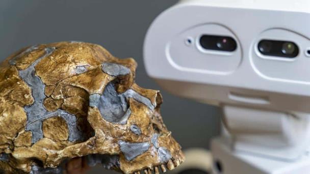 ¿Robots capaces de inventar herramientas? Arqueología e IA van a probarlo
