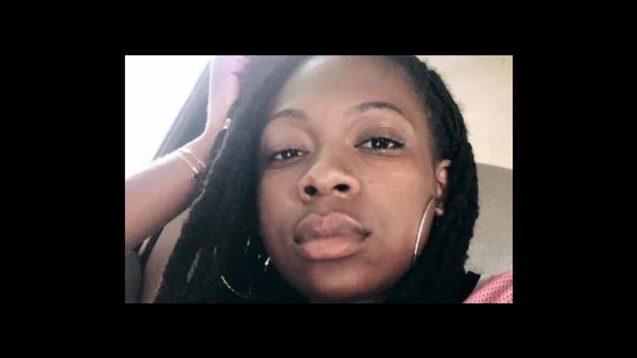 Joven de 22 años muere al quedar atrapada en su carro durante tormenta de nieve en NY Joven de 22 años muere al quedar atrapada en su carro durante tormenta de nieve en NY