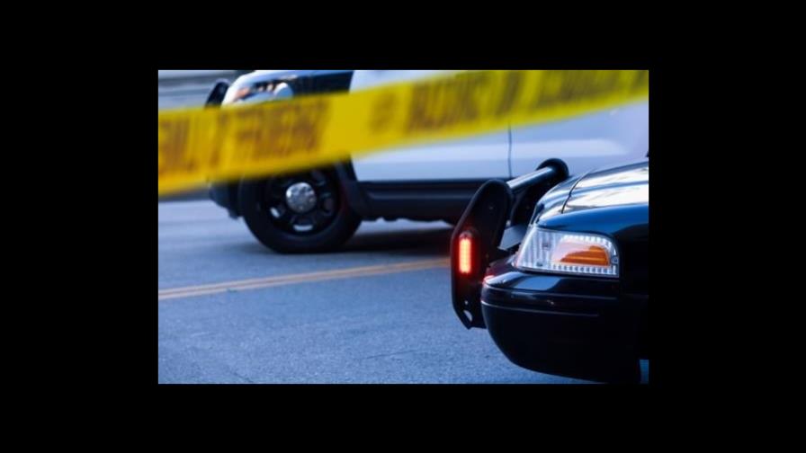 Miami Beach: detienen a una mujer por matar a puñaladas a su hija de tres años Miami Beach: detienen a una mujer por matar a puñaladas a su hija de tres años