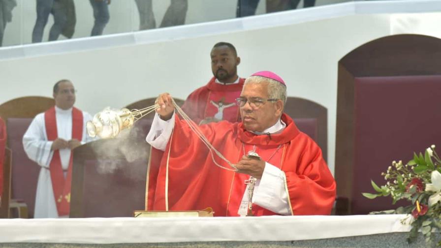 Monseñor Ozoria vuelve a implorar por el derecho a la vida Monseñor Ozoria vuelve a implorar por el derecho a la vida