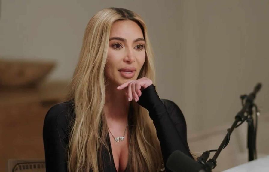 Kim Kardashian llora al hablar de la crianza compartida de sus hijos con Kanye West: “Es muy difícil”