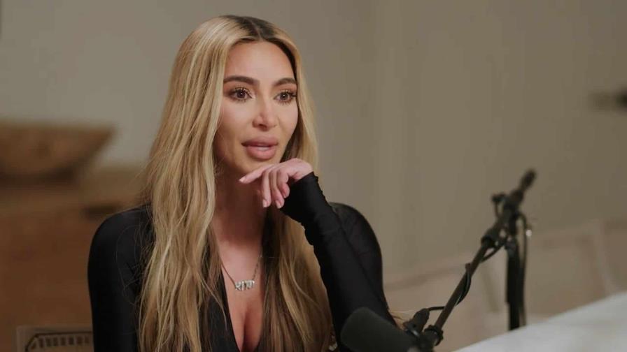 Kim Kardashian llora al hablar de la crianza compartida de sus hijos con Kanye West: “Es muy difícil”