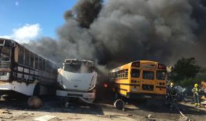 Se incendian varias unidades de transporte de la compañía Monumental en Bávaro