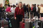 EEUU se recupera de la tormenta de nieve pero siguen los problemas para viajar