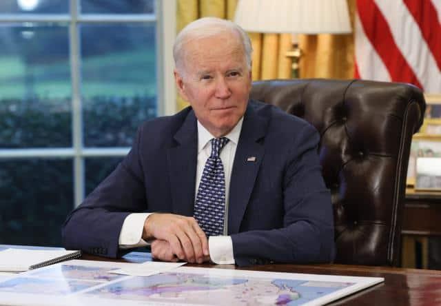 Biden presume reducción de flujo de migrantes a EE.UU. tras nueva política