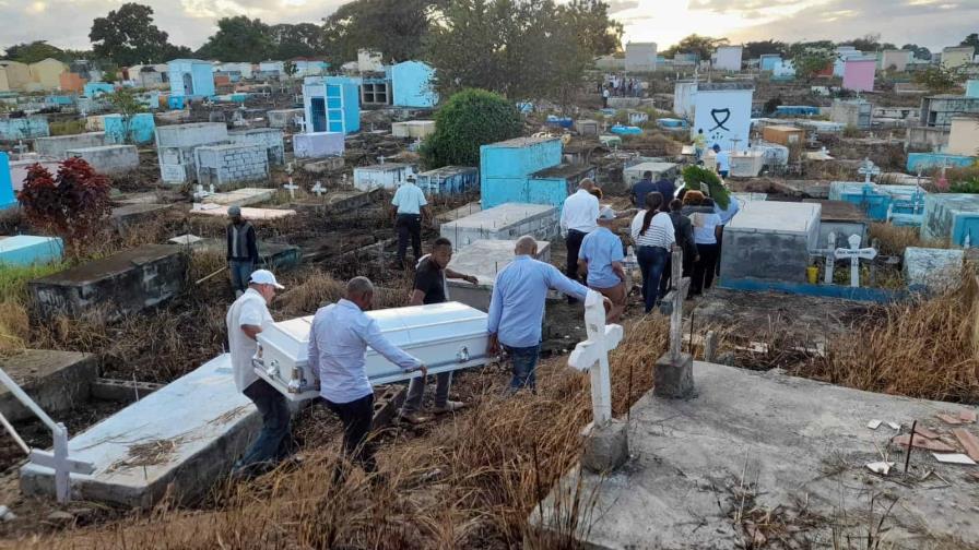 Último adiós a hermanitos asesinados por su padre: Esto no lo permitió Dios, sino el hombre con su egoísmo