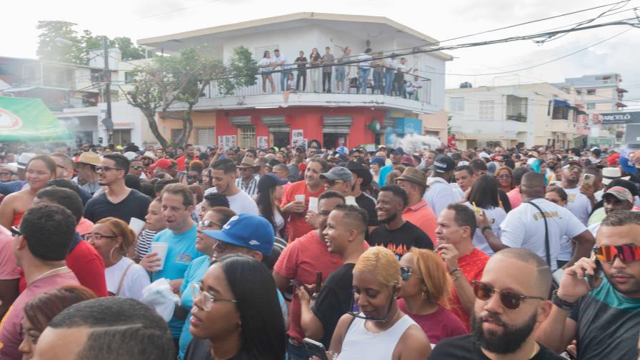 Decenas de personas dan vida a la fiesta denominada Rally del Borracho