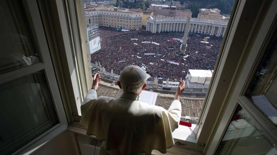 Benedicto XVI deja un legado de brillantez intelectual y controversia