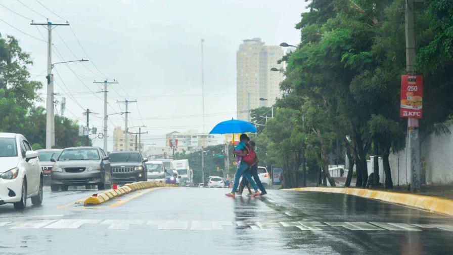 El COE coloca al Distrito Nacional y siete provincias en alerta verde por vaguada