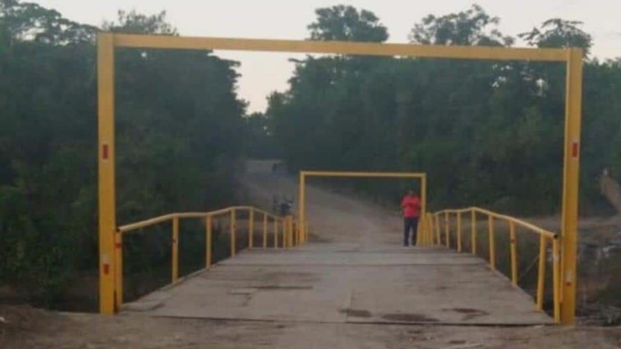 Reparan puente que colapsó en San Pedro de Macorís Reparan puente que colapsó en San Pedro de Macorís