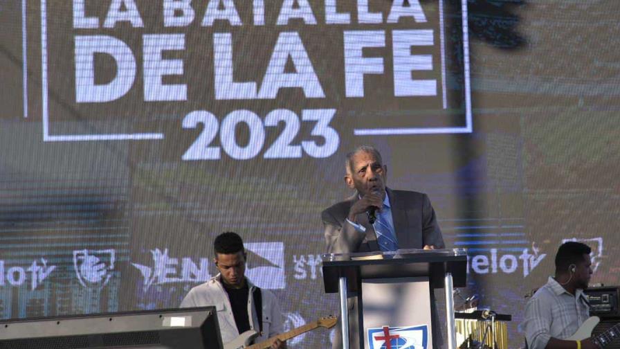 Batalla de la Fe | Pastor Ezequiel Molina critica la delincuencia del país y señala culpables