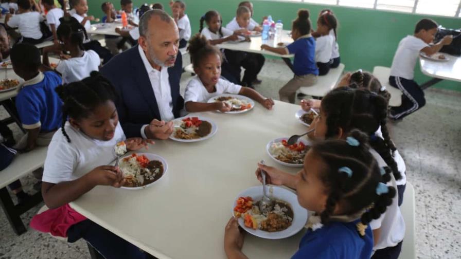 De nuevo el Inabie licita RD$2,087 millones en desayuno y el almuerzo escolar