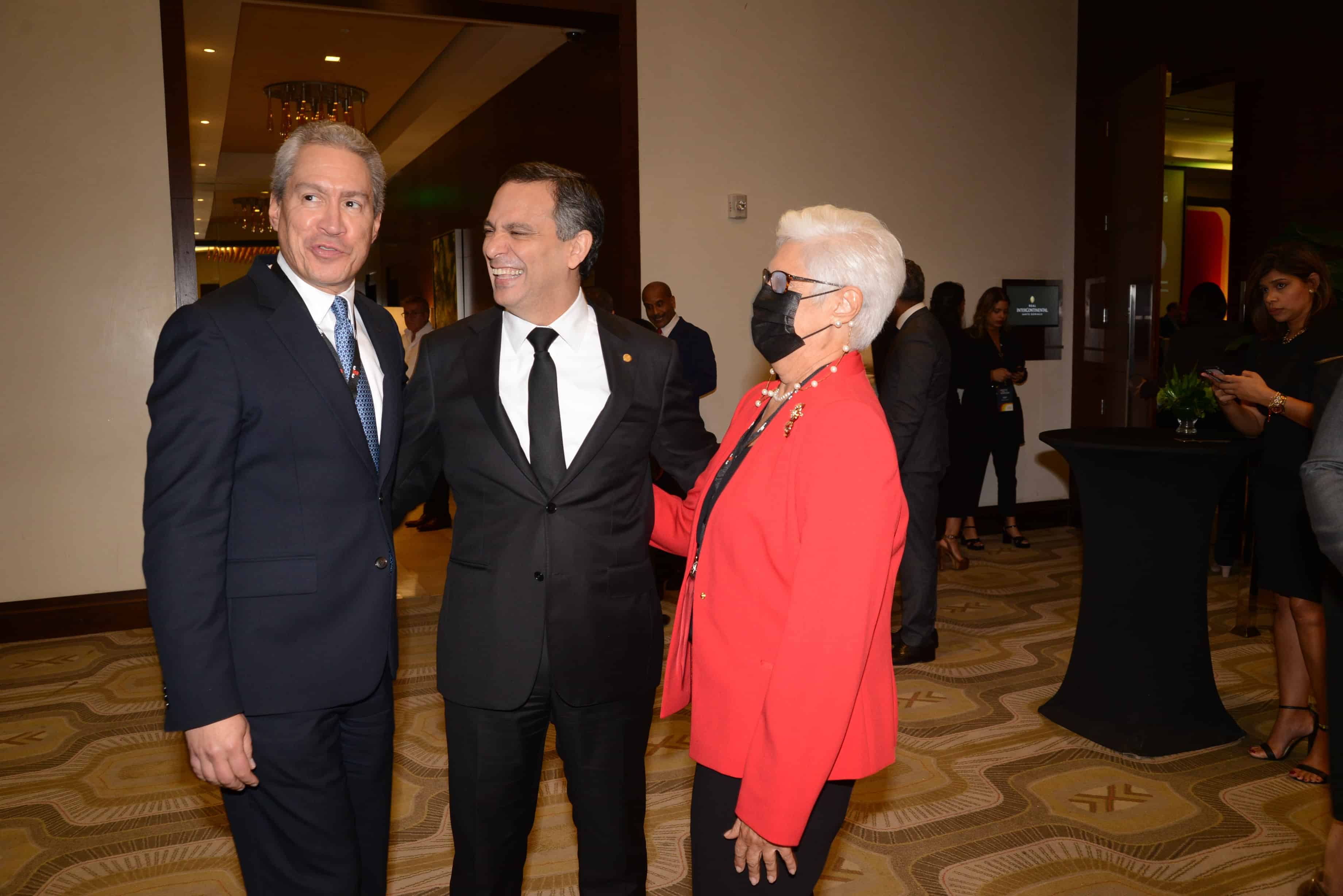 Leonel Melo, Luis Henry Molina y Belkis Guerrero.