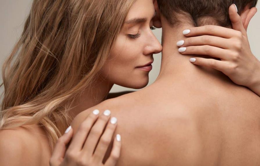 Estudio revela que las mujeres pueden oler si un hombre está soltero