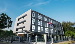 Cantidad de deudores del sistema financiero dominicano aumentó 7.8 % en 2022