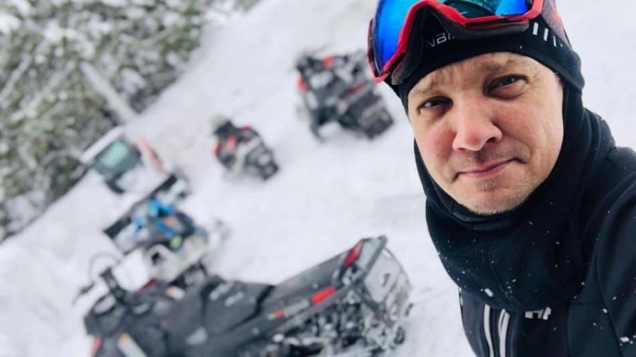 Jeremy Renner fue operado de traumatismo torácico por accidente con quitanieves