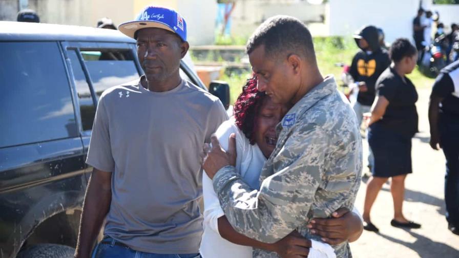 Sepultan restos del militar ultimado por presuntos delincuentes en Villa Faro