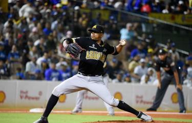 Elías somete al Licey y las Águilas defienden la cima - Diario Libre