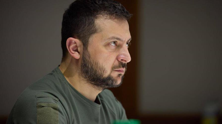 Zelenski espera celebrar en Kiev una cumbre con la Unión Europea en febrero