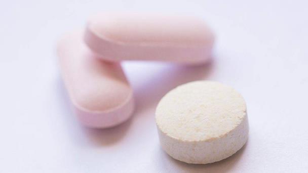 Pubertad forzada: en los campos de Siria, se induce la menstruación para casar a una hija