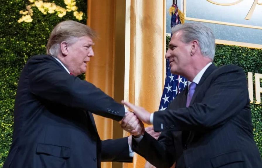Trump pide a los republicanos que cierren la crisis y apoyen a McCarthy