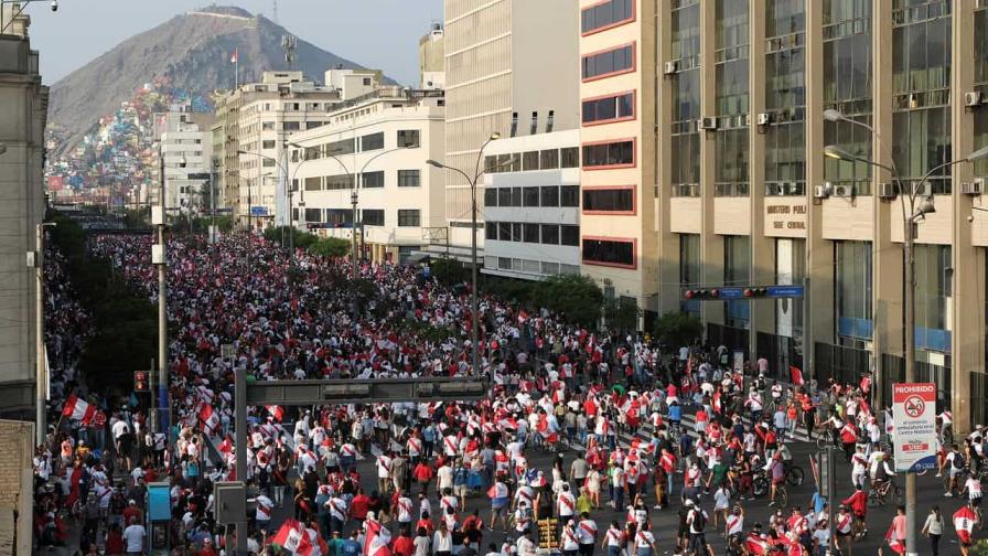 Sectores conservadores marcharon por la paz en varias ciudades de Perú