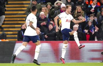 Con doblete de Kane, Tottenham aplasta 4-0 al Crystal Palace