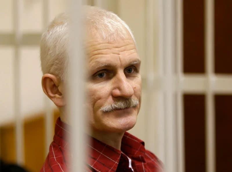 Comienza en Bielorrusia el juicio contra el activista Bialiatski, Premio Nobel de la Paz