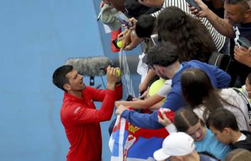 Djokovic y Shapovalov se enfrentarán en cuartos en Adelaide