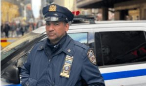 Henry  &Aacute;ngeles, el polic&iacute;a dominicano que lidera la unidad de robos de veh&iacute;culos de NY