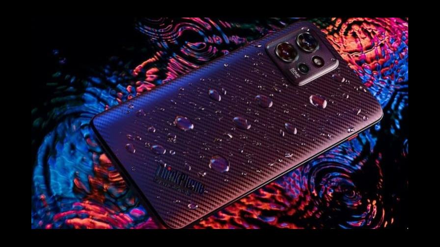 Lenovo exhibe ThinkPhone de Motorola, primer dispositivo de marca compartida