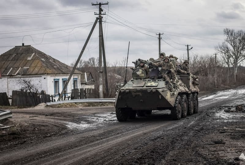 EE.UU. enviará por primera vez carros blindados a Ucrania