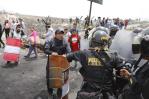 Perú reporta 16 cortes de carreteras en el sur por las protestas