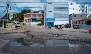 Alcaldía de Boca Chica mitiga derrame de aguas residuales