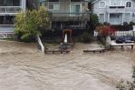 Tormenta en California causa al menos dos muertes y deja a miles sin energía