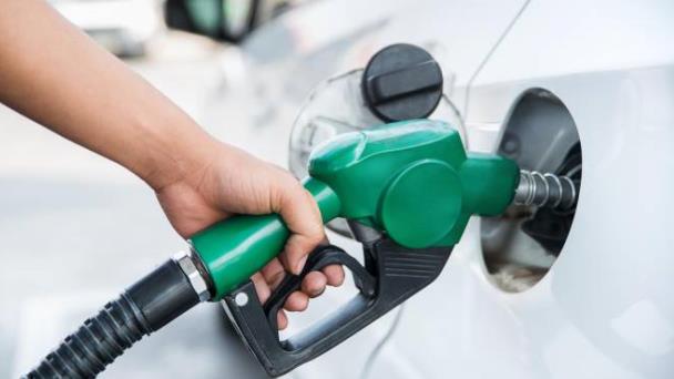 El gobierno aumenta más de RD$9 al galón de avtur y congela precios de los demás combustibles