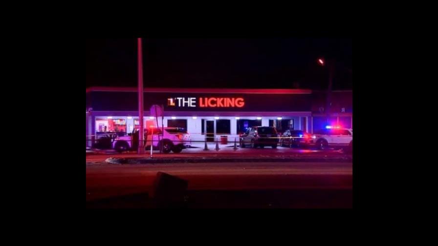 Cuatro de los 10 heridos en un tiroteo en Miami continúan graves Cuatro de los 10 heridos en un tiroteo en Miami continúan graves